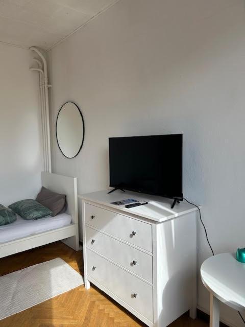 Stylish Apartment In The Heart Of Hamburgo Exterior foto