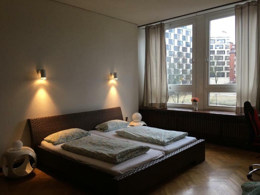 Stylish Apartment In The Heart Of Hamburgo Exterior foto